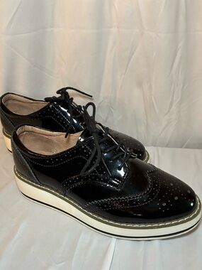 DADAWEN Women's Platform Lace-Up Wingtips Square Toe Oxfords Shoe